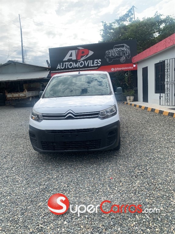 2020 Citroen Berlingo — foto 6 / 7