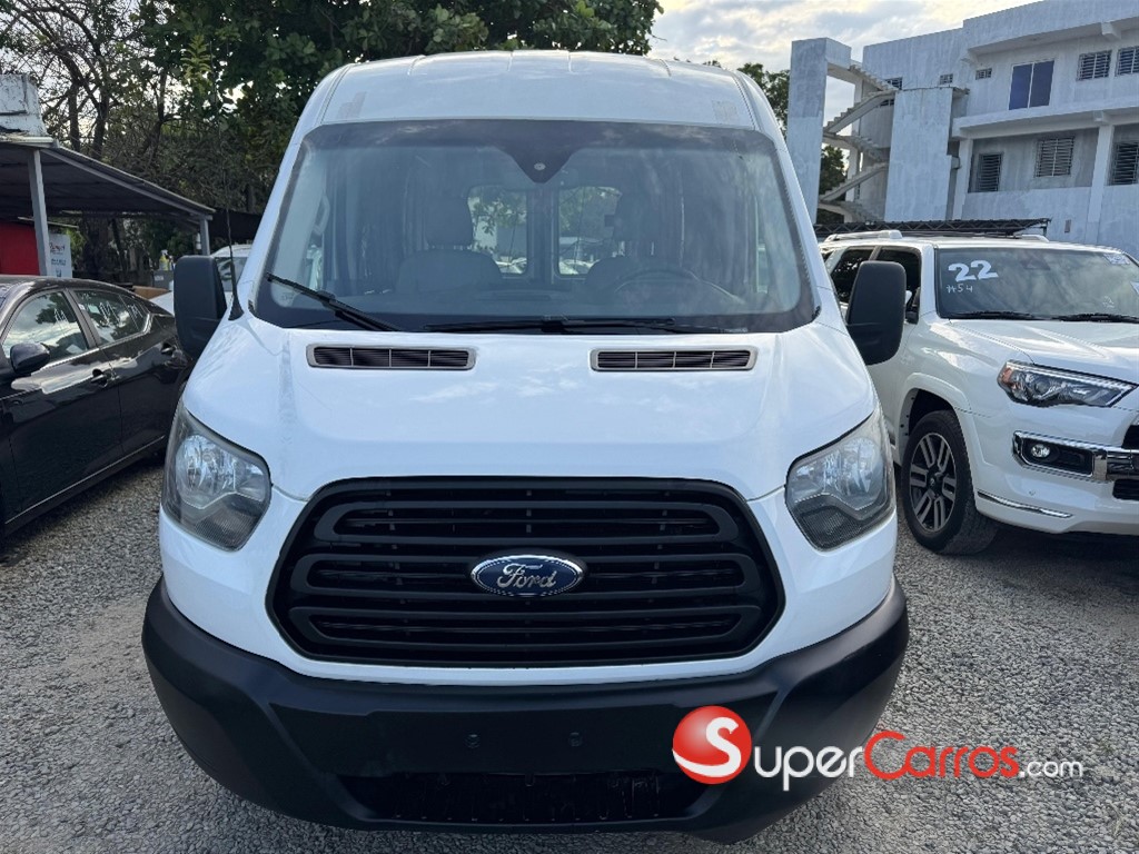 2019 Ford Transit 250 Cargo — foto 3 / 10