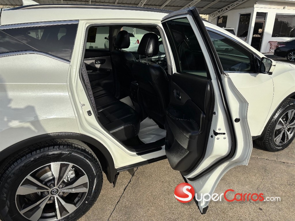 2020 Nissan Murano SV — foto 9 / 11