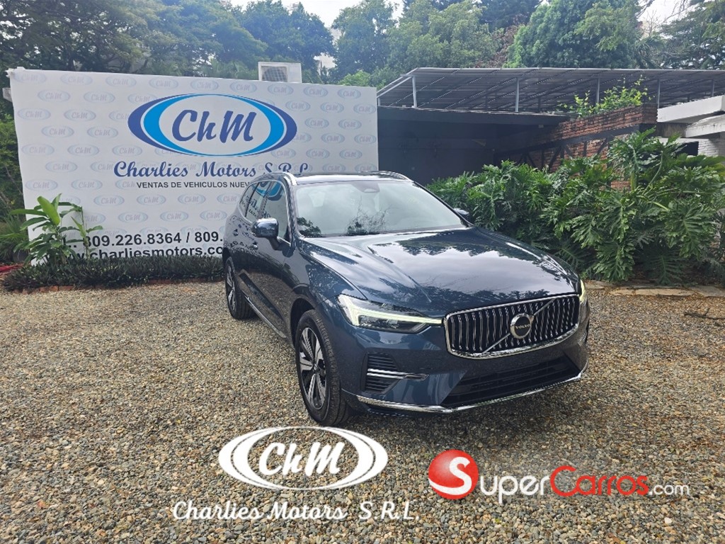 2025 Volvo XC60 Plus Recharge — foto 2 / 11