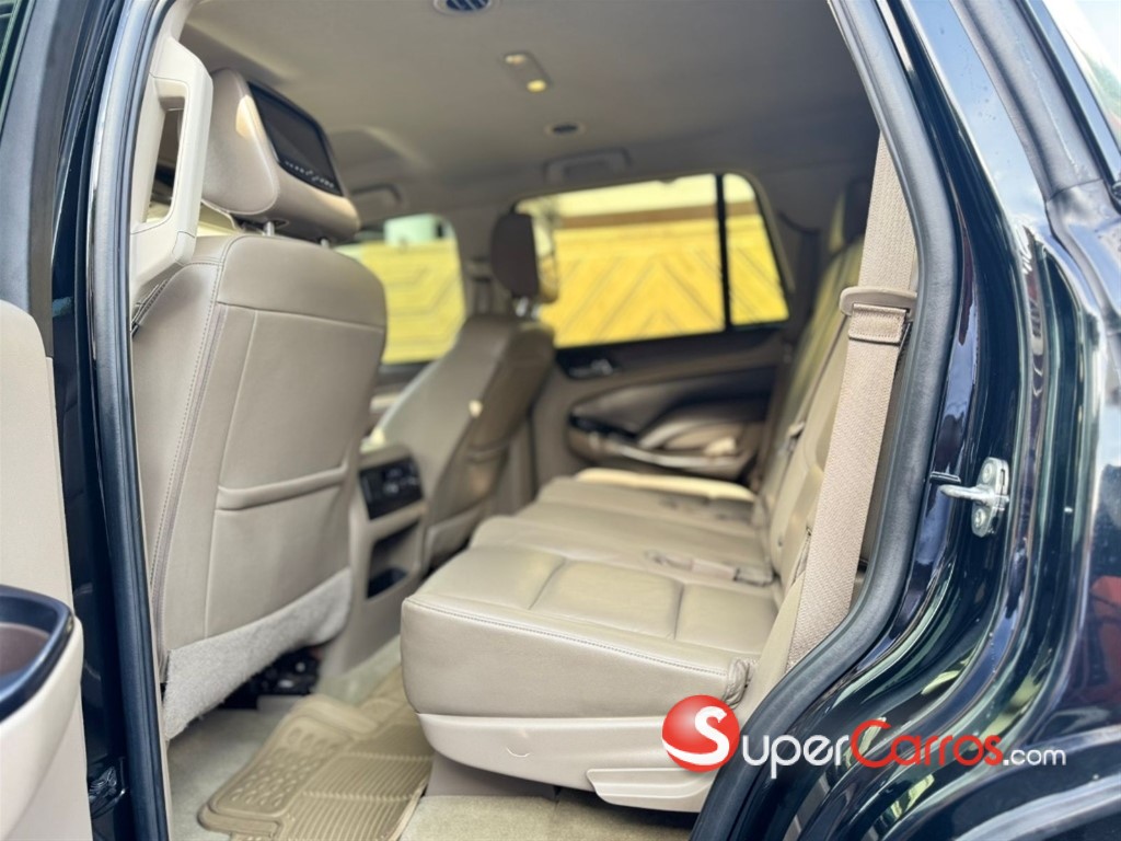 2016 Chevrolet Tahoe LT — foto 6 / 8