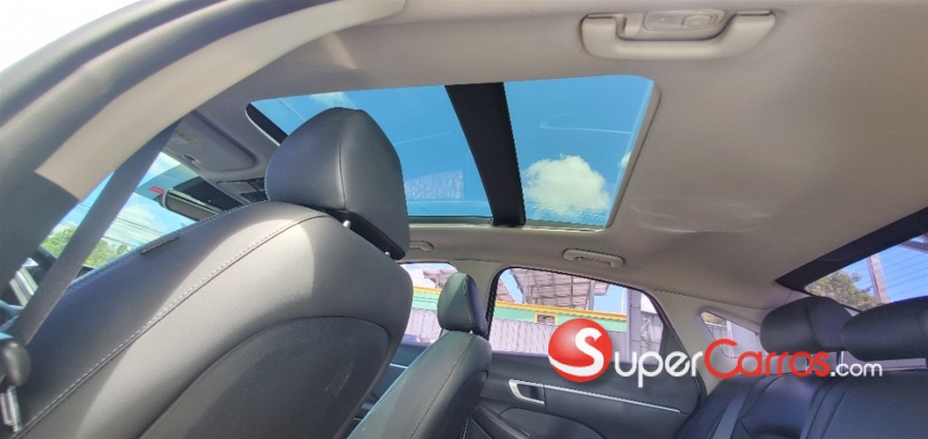2020 Hyundai Sonata DN8 — foto 10 / 12