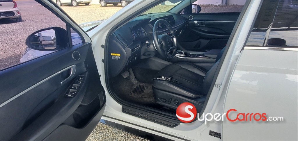 2020 Hyundai Sonata DN8 — foto 12 / 12
