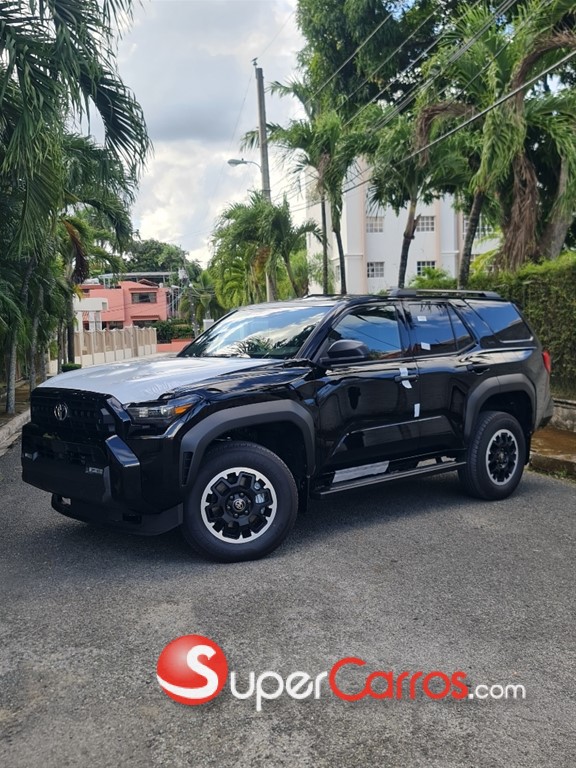 2026 Toyota 4 Runner SR5