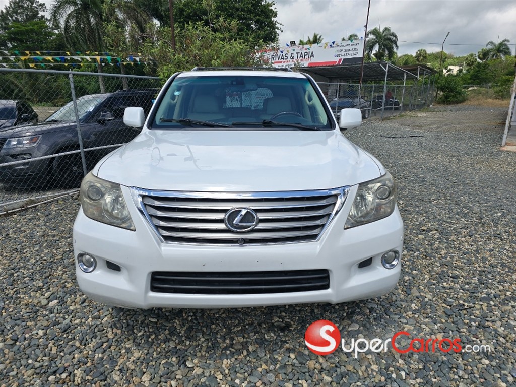 2011 Lexus LX 570 — foto 7 / 12