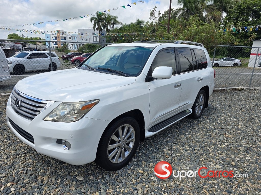 2011 Lexus LX 570 — foto 8 / 12
