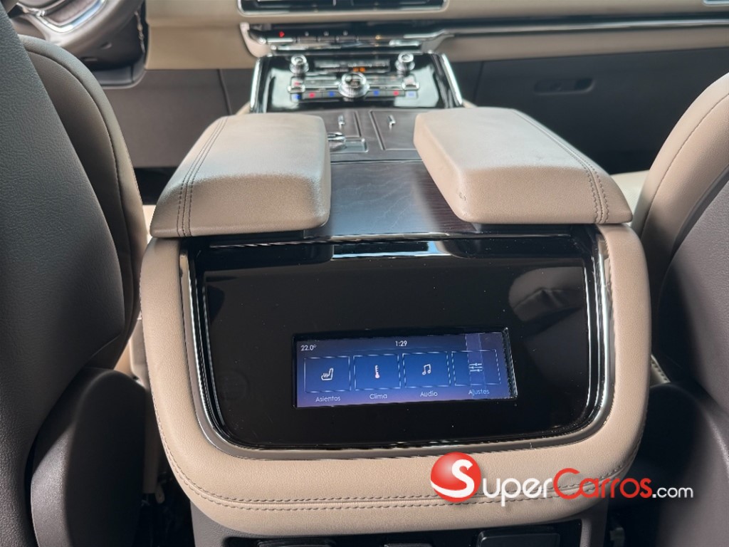 2023 Lincoln Navigator Premier — foto 11 / 12