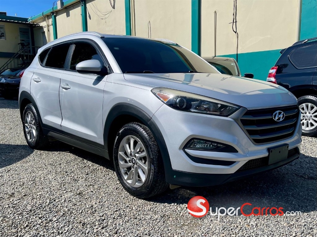 2016 Hyundai Tucson SE
