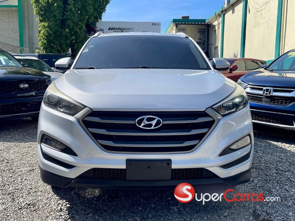 2016 Hyundai Tucson SE — foto 8 / 9