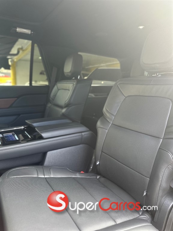 2024 Lincoln Navigator Reserve I — foto 5 / 12