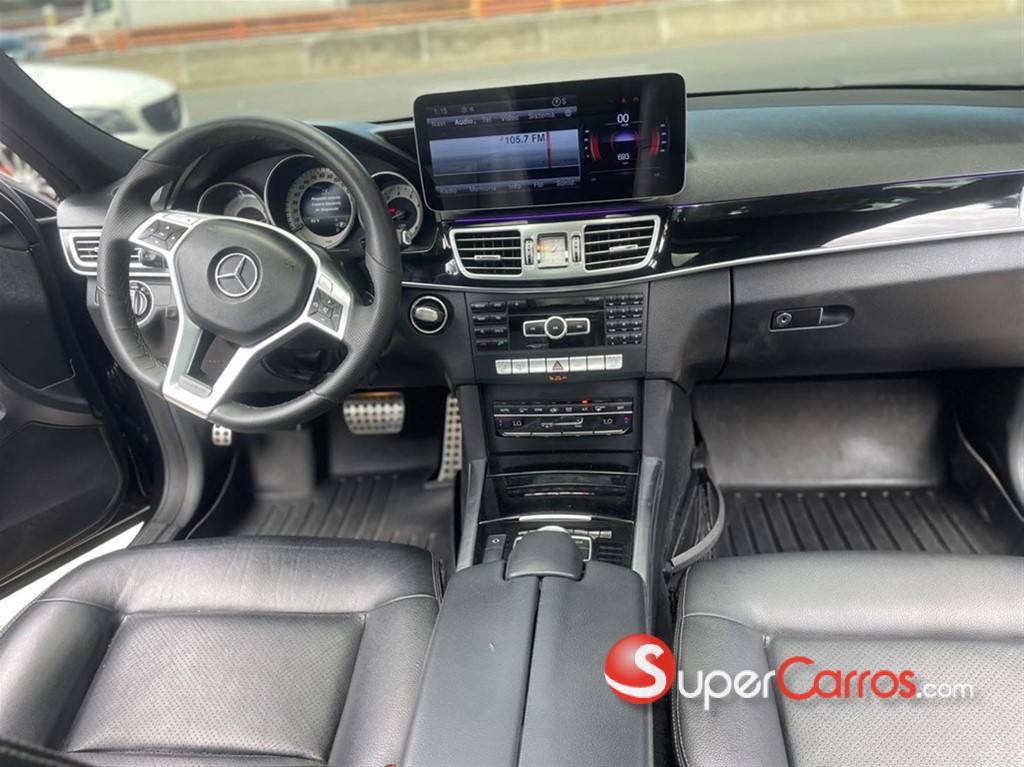 2015 Mercedes-Benz Clase E 300 4MATIC — foto 6 / 10