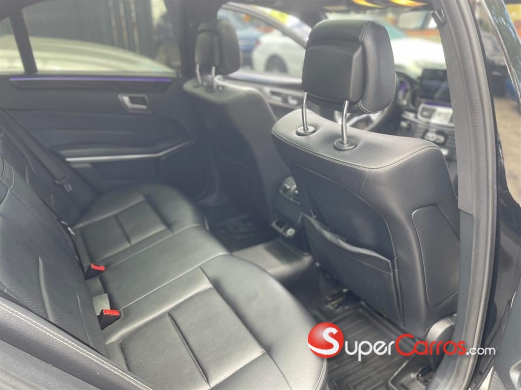 2015 Mercedes-Benz Clase E 300 4MATIC — foto 9 / 10