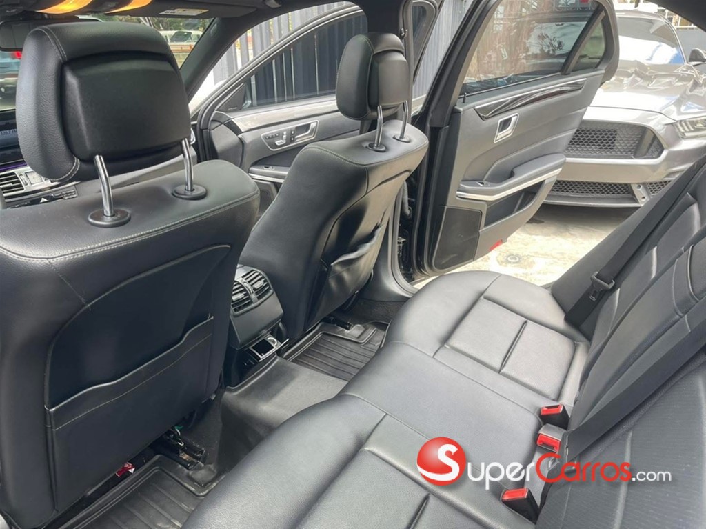 2015 Mercedes-Benz Clase E 300 4MATIC — foto 10 / 10