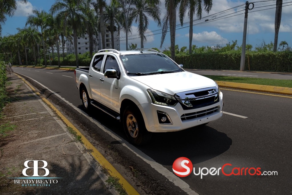 2017 Isuzu DMAX — foto 3 / 9