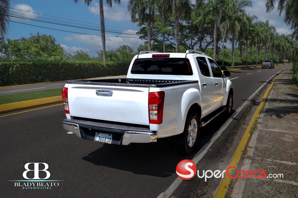 2017 Isuzu DMAX — foto 6 / 9