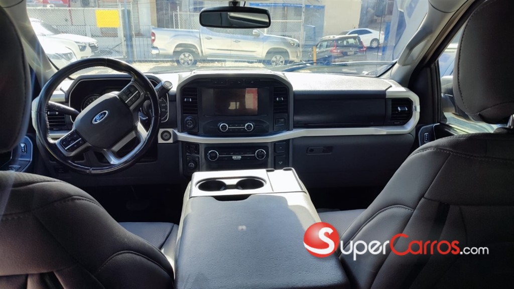 2021 Ford F 150 XLT ECOBOOST — foto 4 / 11