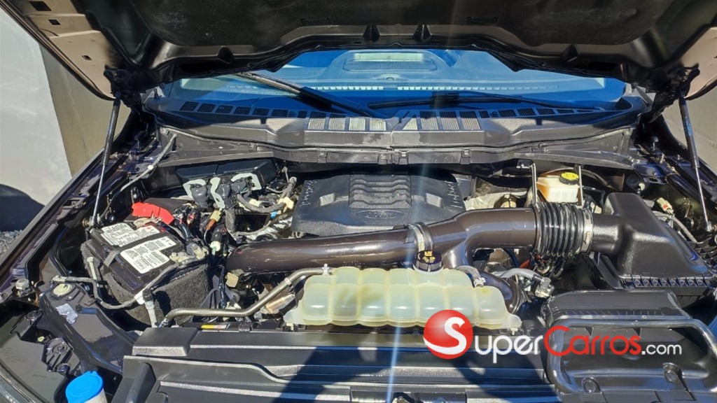 2021 Ford F 150 XLT ECOBOOST — foto 8 / 11