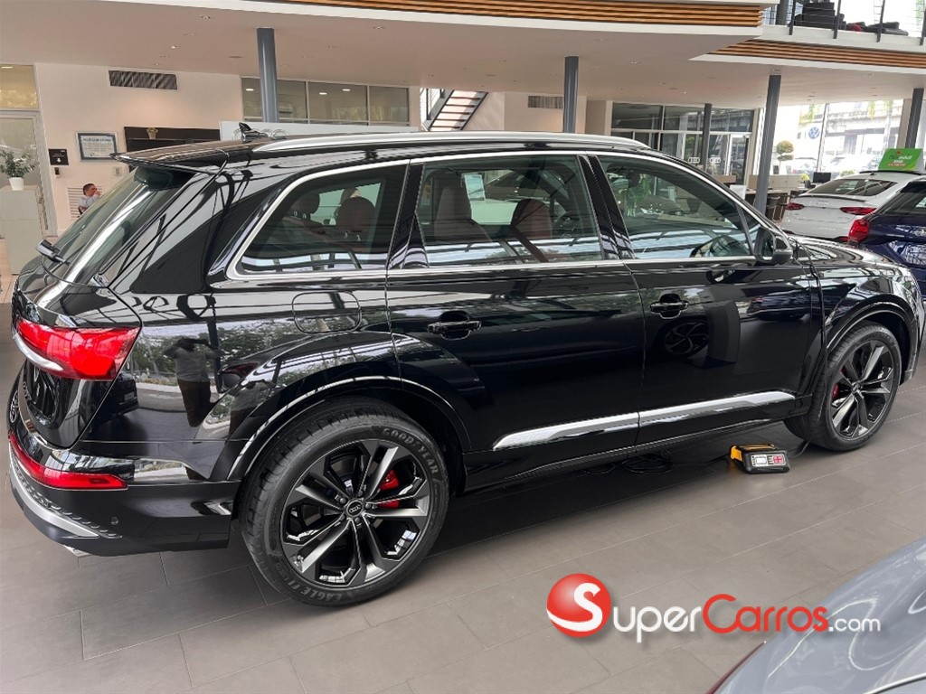 2026 Audi SQ7 — foto 4 / 11