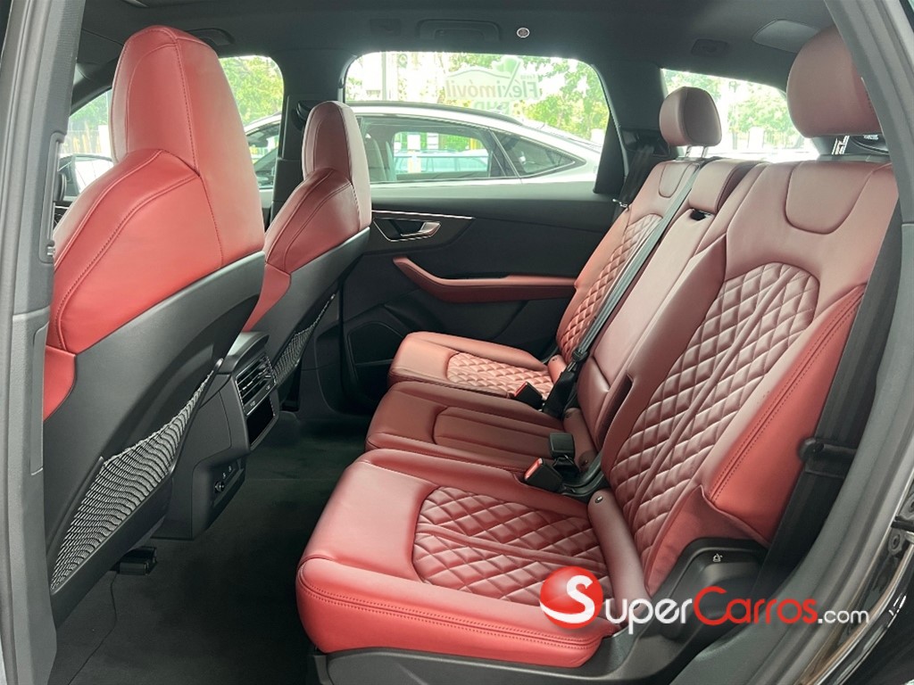 2026 Audi SQ7 — foto 9 / 11