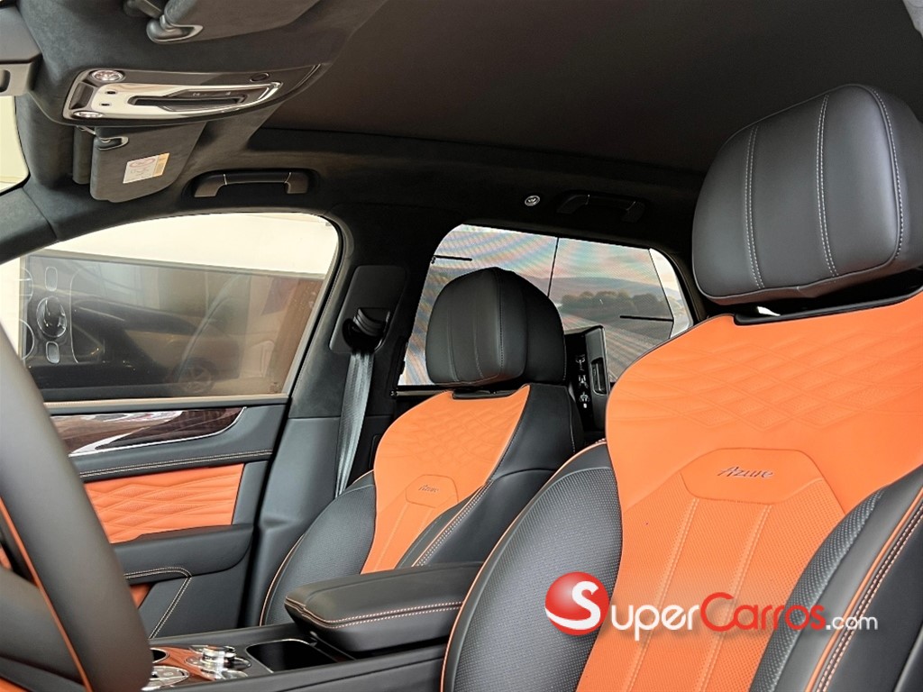 2025 Bentley Bentayga — foto 7 / 11