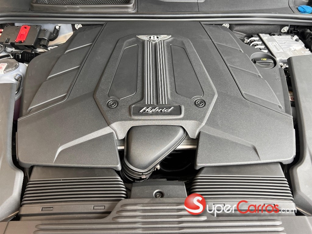 2024 Bentley Bentayga — foto 10 / 10