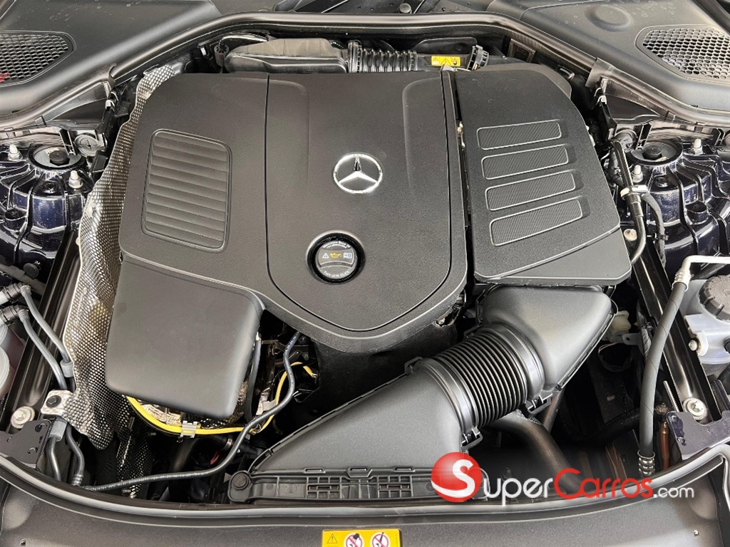 2026 Mercedes-Benz Clase E 300 — foto 11 / 11