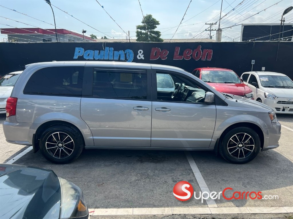 2019 Dodge Grand Caravan — foto 3 / 9