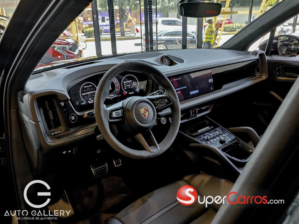 2025 Porsche Cayenne GTS — foto 6 / 11