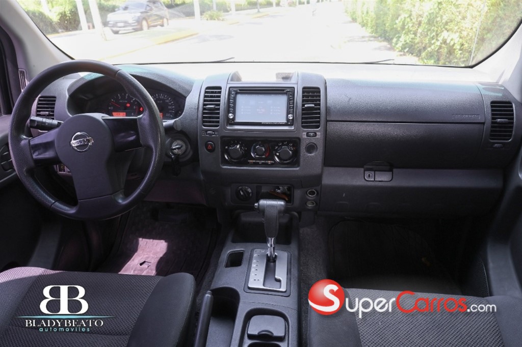 2012 Nissan Navara Titanium — foto 10 / 11