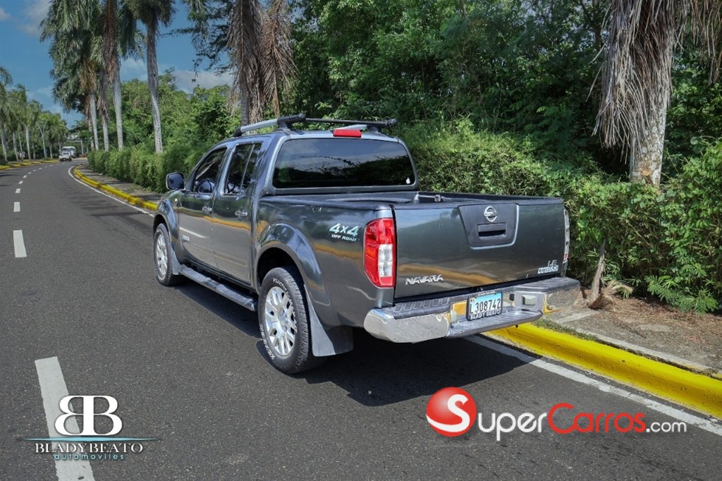 2012 Nissan Navara Titanium — foto 11 / 11