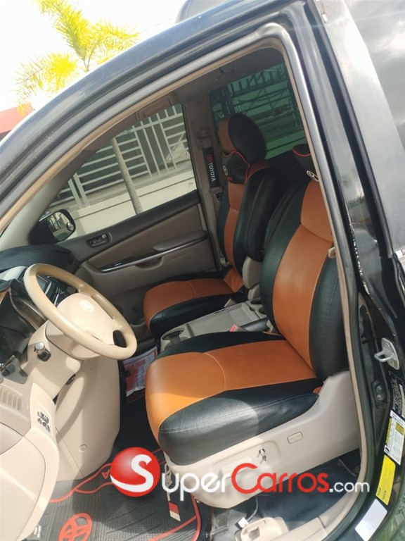 2010 Toyota Sienna LE — foto 6 / 7