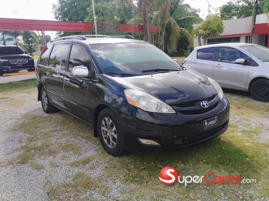 2010 Toyota Sienna LE — foto 7 / 7
