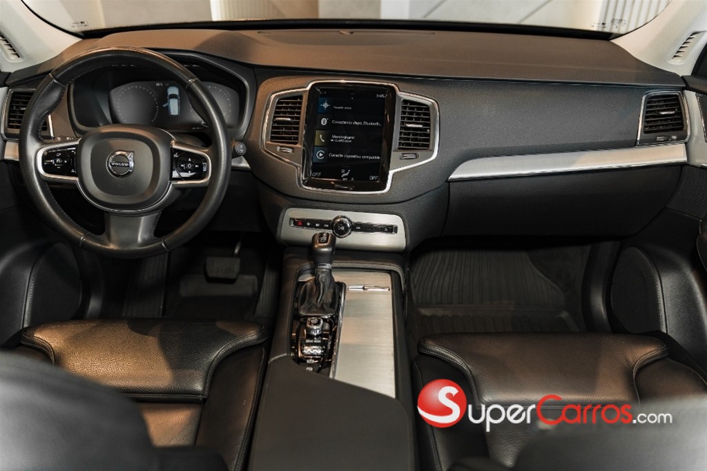 2021 Volvo XC90 Momentum T5 — foto 11 / 12