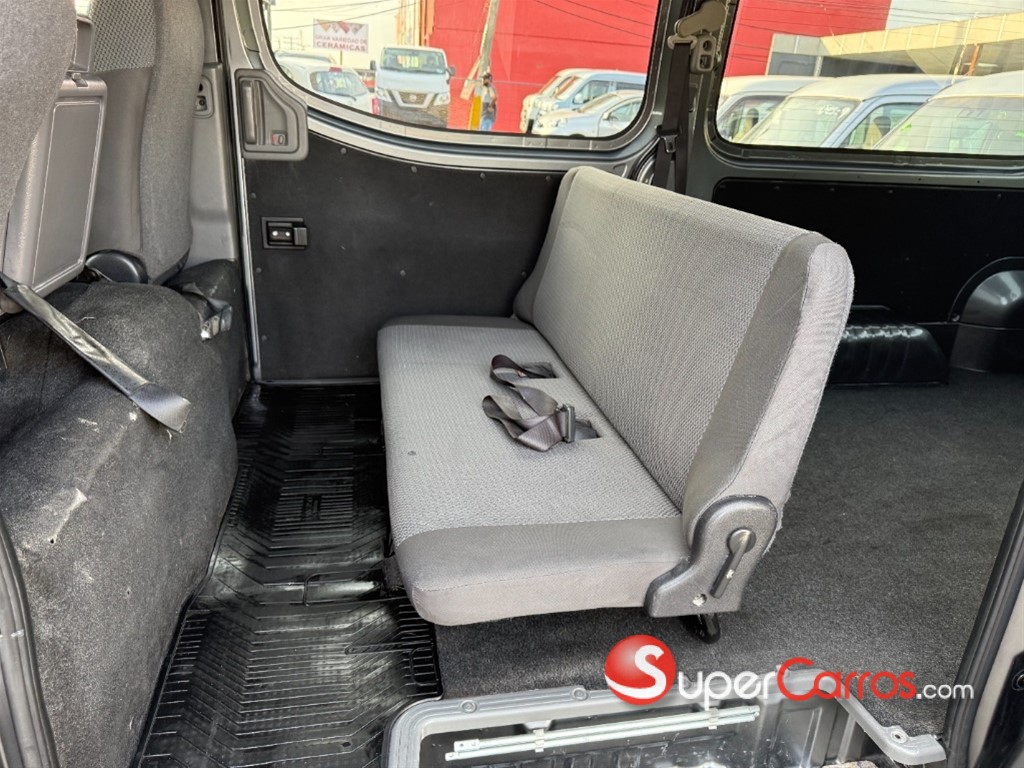 2020 Nissan Caravan — foto 9 / 11