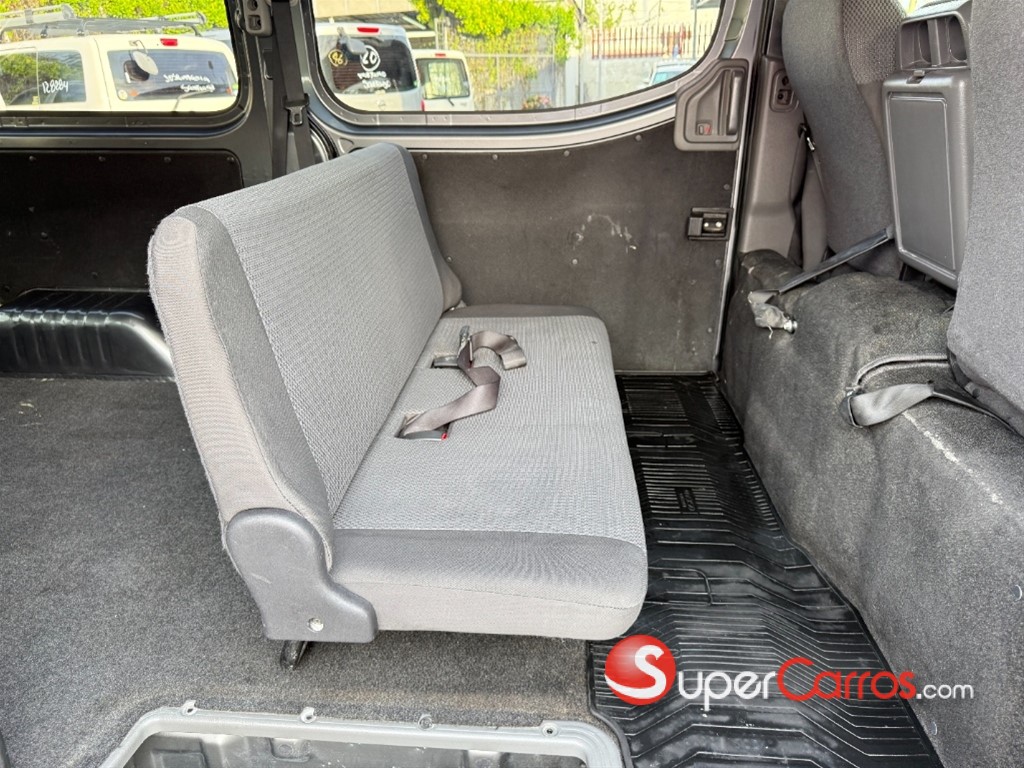 2020 Nissan Caravan — foto 11 / 11