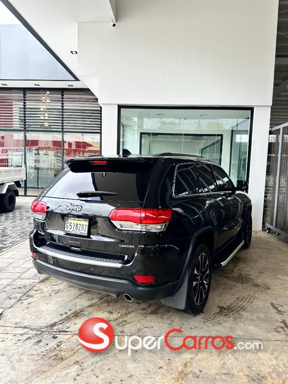 2017 Jeep Grand Cherokee Limited — foto 10 / 12
