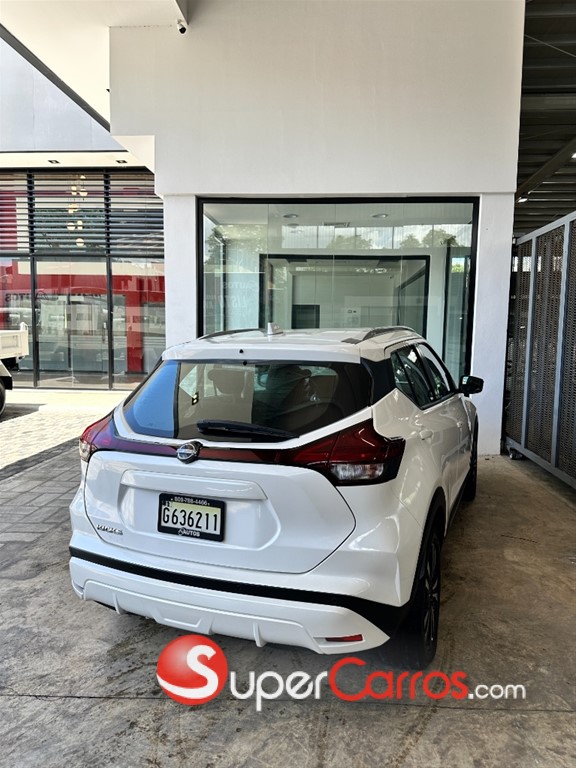 2023 Nissan Kicks Advance — foto 9 / 12