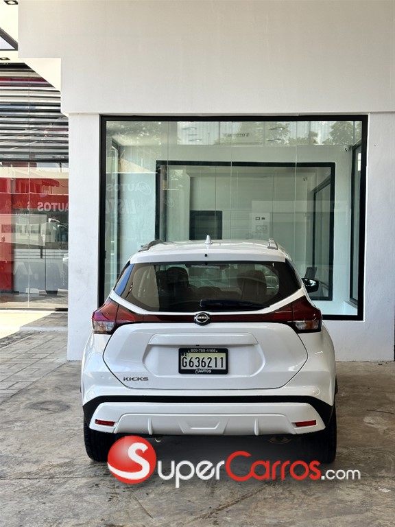 2023 Nissan Kicks Advance — foto 10 / 12