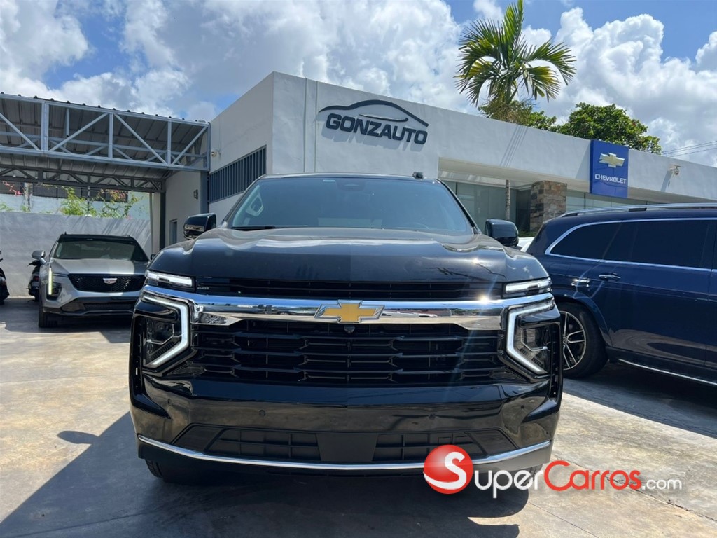 2025 Chevrolet Tahoe LS — foto 3 / 12