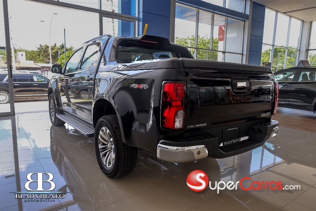 2026 Chevrolet Colorado Highcountry — foto 2 / 12