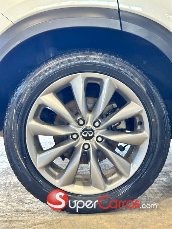2019 Infiniti QX-50 — foto 12 / 12
