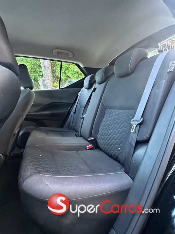 2022 Nissan Kicks Advance — foto 9 / 11