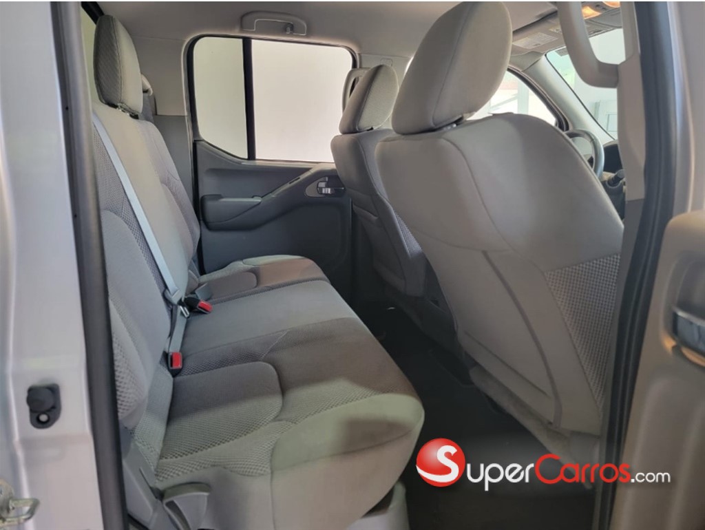2020 Nissan Frontier SV — foto 2 / 11