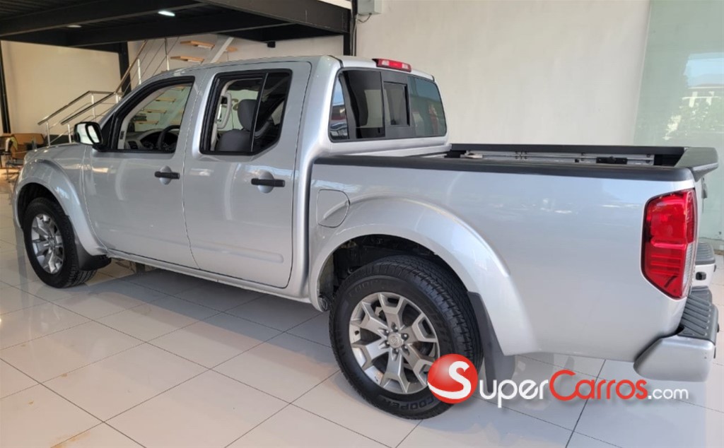 2020 Nissan Frontier SV — foto 8 / 11