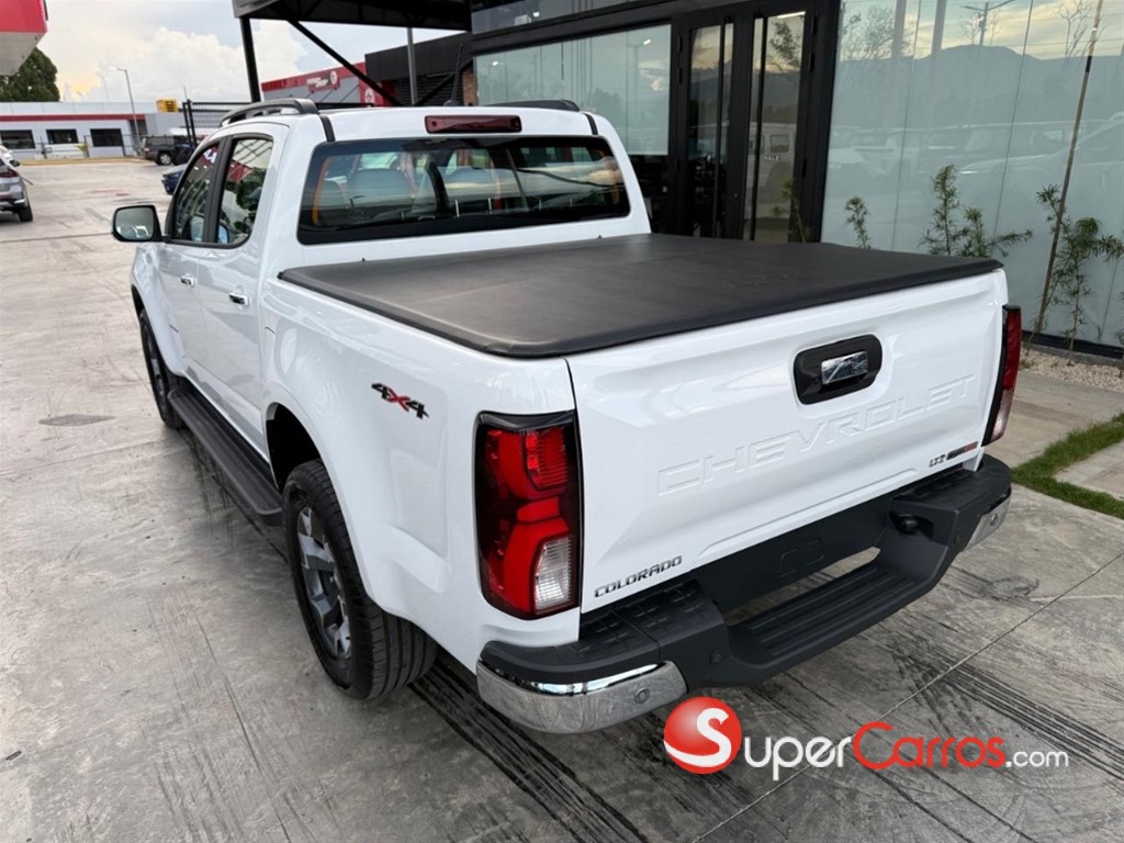 2026 Chevrolet Colorado LTZ — foto 4 / 9