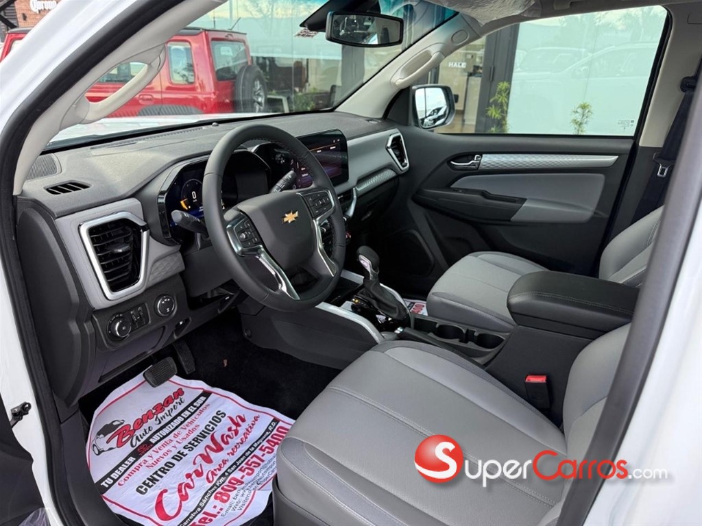 2026 Chevrolet Colorado LTZ — foto 6 / 9