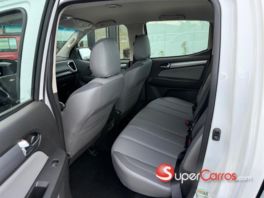 2026 Chevrolet Colorado LTZ — foto 9 / 9