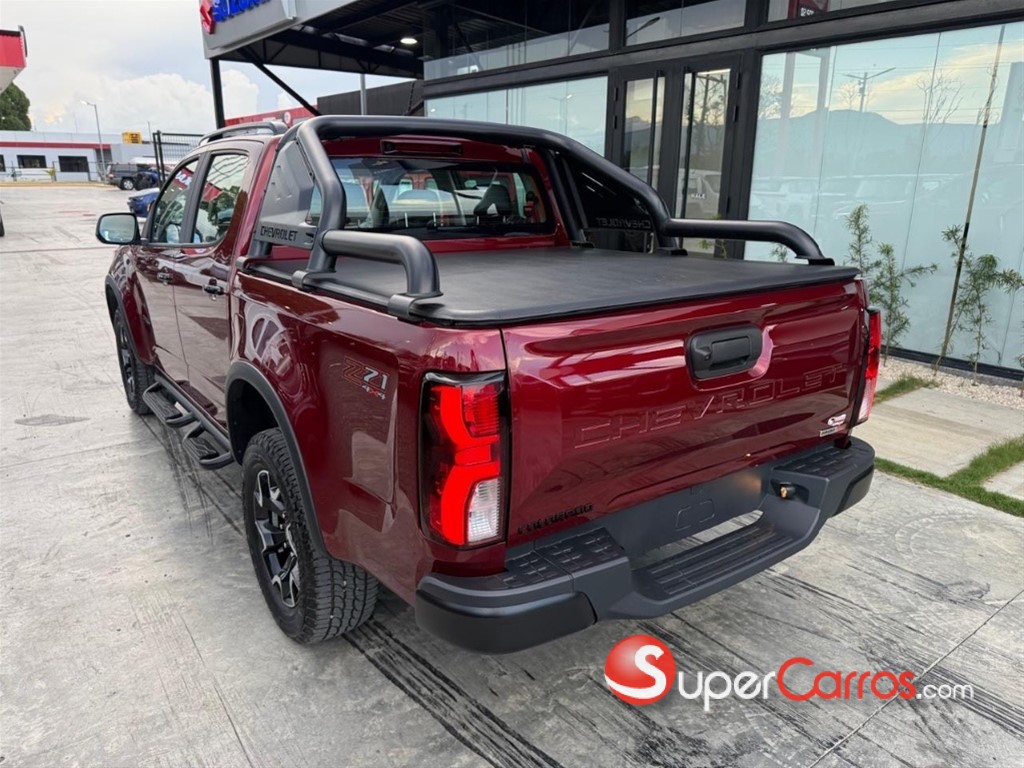 2026 Chevrolet Colorado Z71 — foto 4 / 9