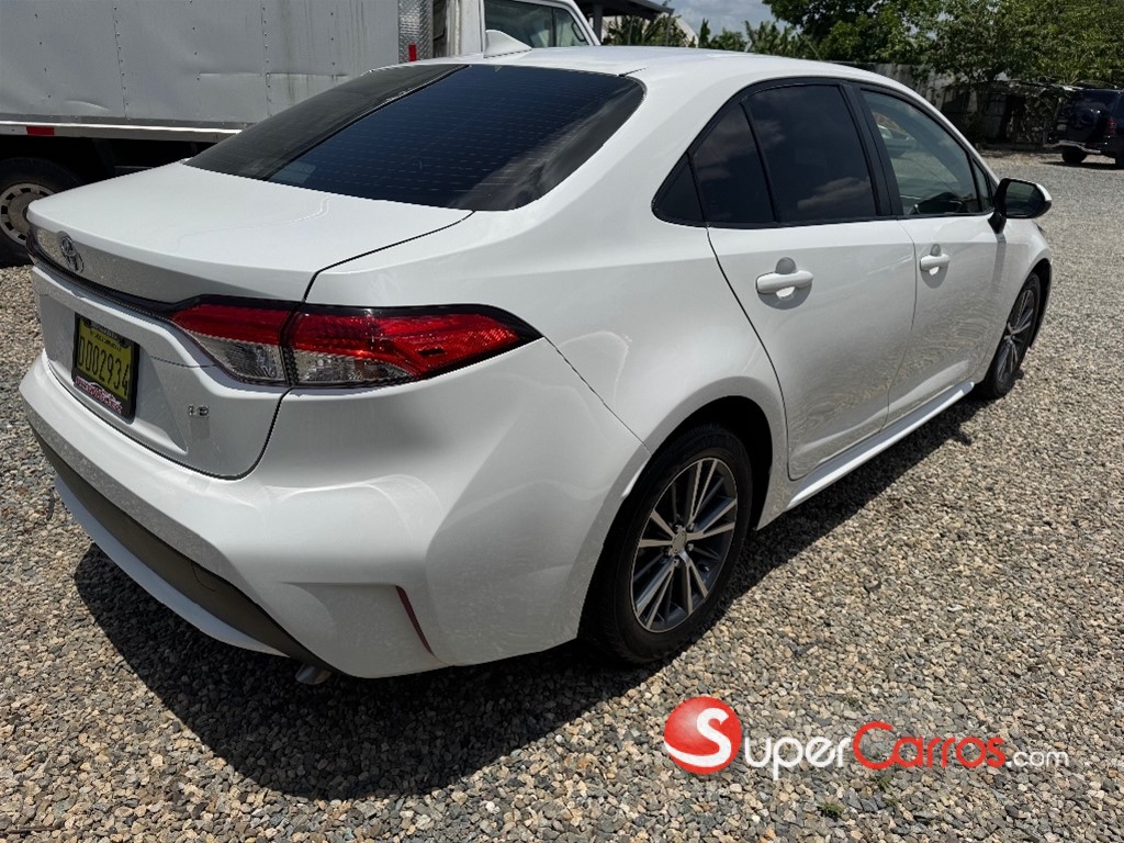 2020 Toyota Corolla LE — foto 5 / 12