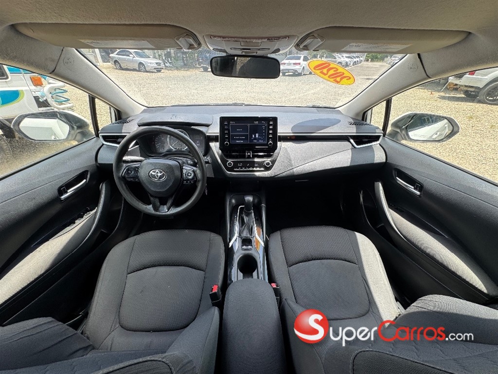 2020 Toyota Corolla LE — foto 9 / 12